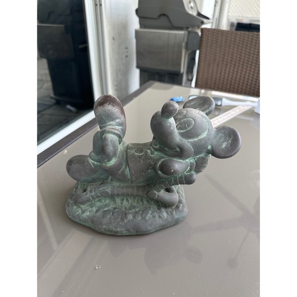 Disney Mickey‎ Mouse Lounging Statue Patina Finish Vintage Decor - Picture 1 of 5